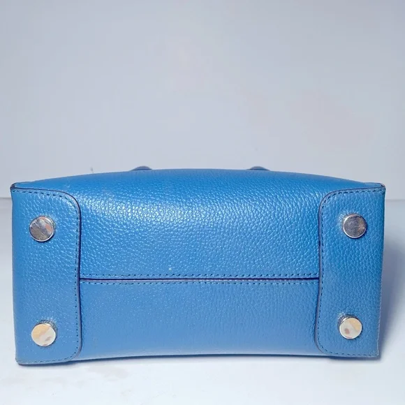 LE Michael Kors crossbody Bundle - Picture 3 of 16